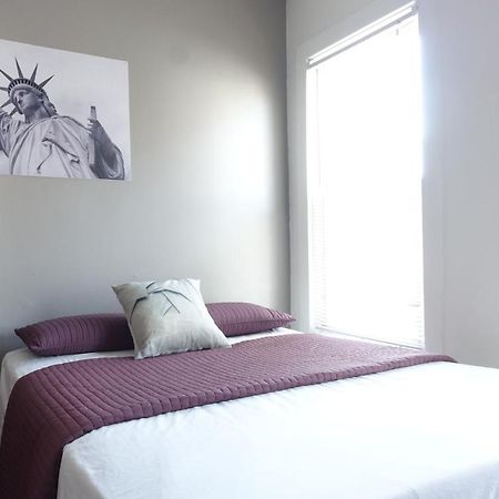 Best Room Nyc✈︎Ewr Layover➤Walk To Nyc Subway Newark Eksteriør billede