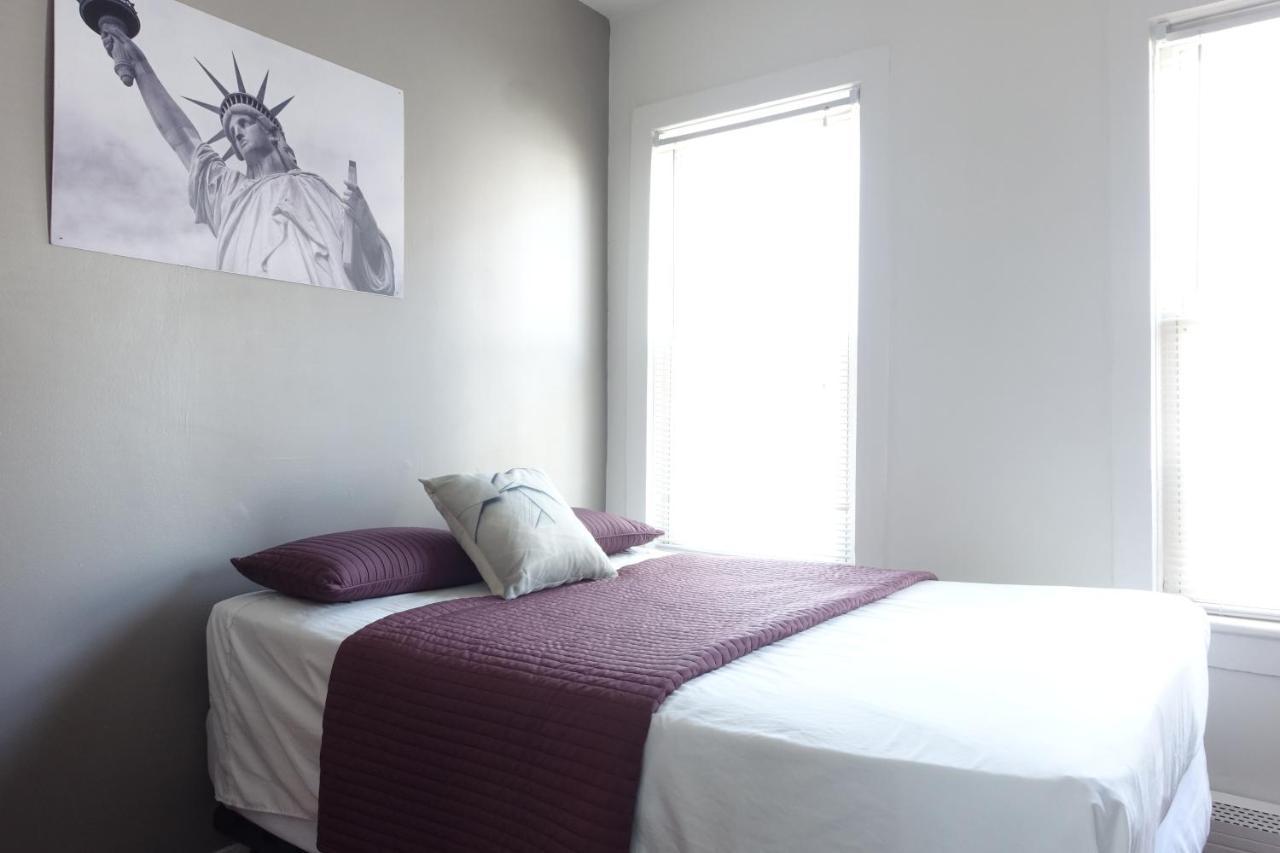 Best Room Nyc✈︎Ewr Layover➤Walk To Nyc Subway Newark Eksteriør billede