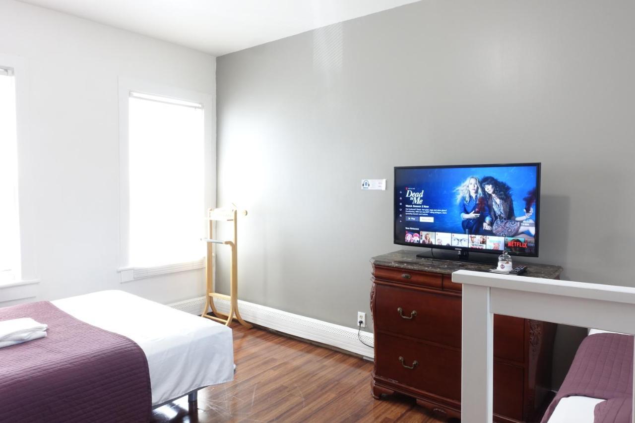 Best Room Nyc✈︎Ewr Layover➤Walk To Nyc Subway Newark Eksteriør billede